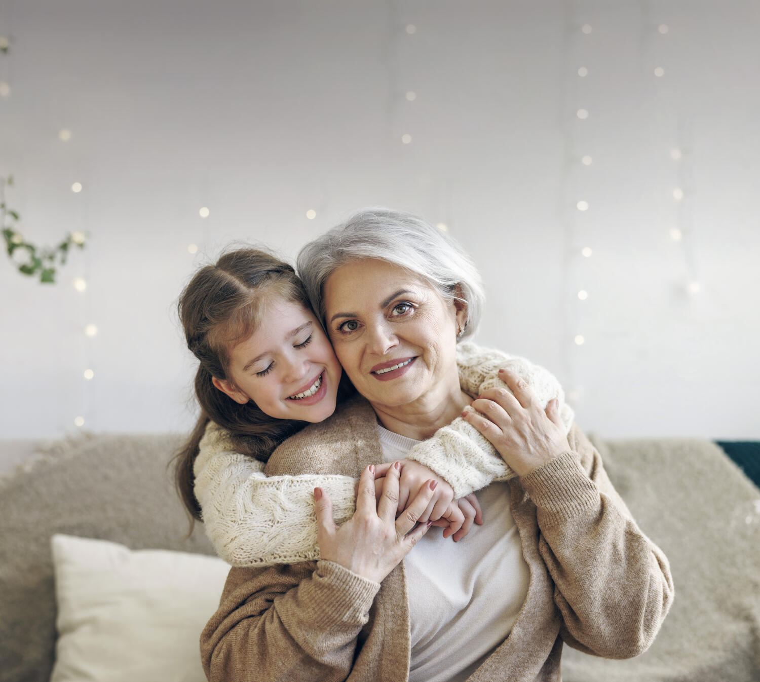 Xmas Oticon Holiday hug