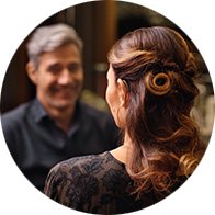 Med høreapparater fra Audika kan du være med i samtalen