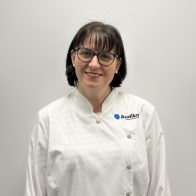 foto perfil de elena mateos, auxiliar de audiologia en audika zaragoza