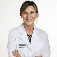 Begoña Pino, audioprotesista en un centro auditivo en Burgos