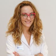 Sara Saiz, audioprotesista en centro auditivo en Burgos