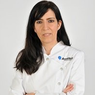 Audioprotesista en Audika Barrio Salamanca Ana Alonso Martín, experta en cuidado auditivo.
