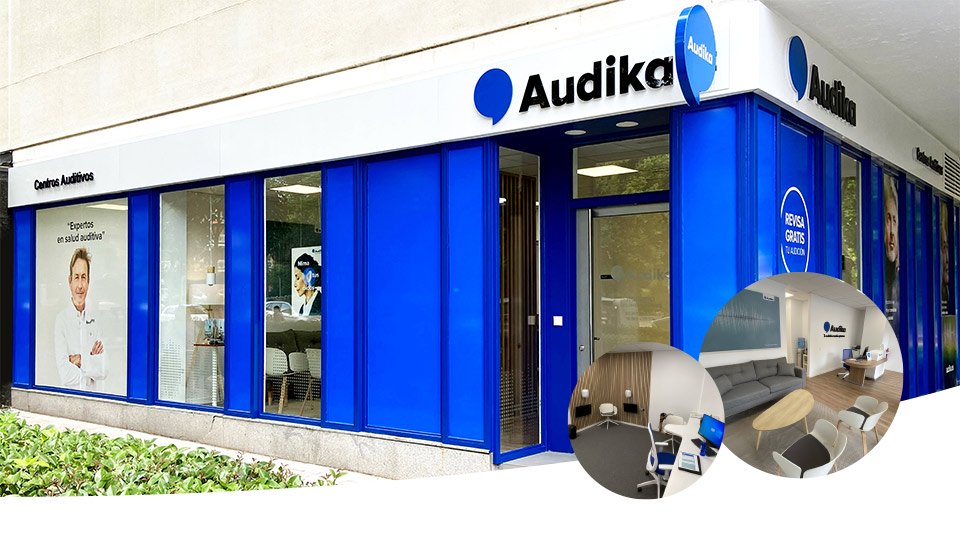 fachada centro auditivo Audika con exteriores azules y vistas interiores del establecimiento