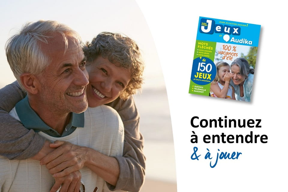 Cahier de jeux Audika avec activités comme mots fléchés, sudoku et plus, accompagné du slogan 'Continuez à entendre et à jouer'.