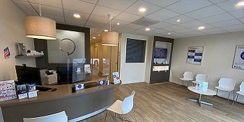 Centre auditif moderne avec espace d'accueil et d'attente à Plaisance-du-Touch