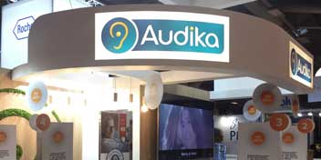 Stand Audika lors d’un événement en 2019.