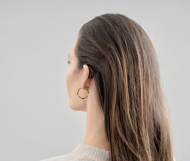 Appareils auditifs Blink B500 portés de dos