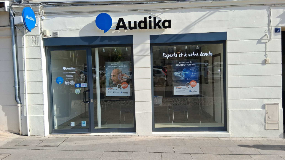 devanture centre auditif audika chateau thierry