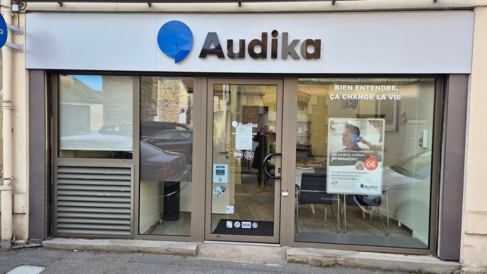 devanture centre auditif audika fismes