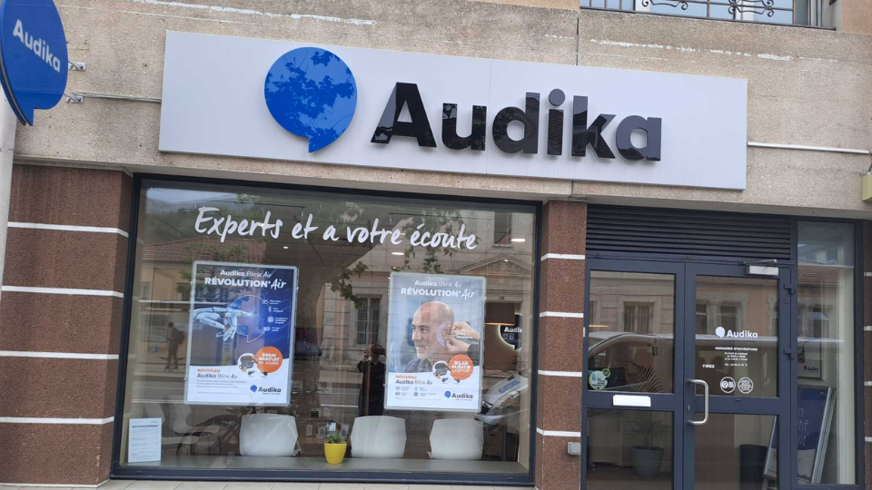 devanture centre auditif audika gap