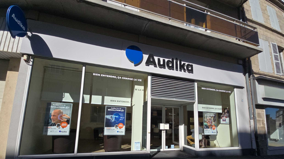 devanture centre auditif audika gueret