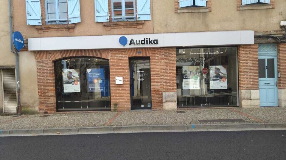 Devanture et vitrine de l'audioprothésiste Audika à Montauban