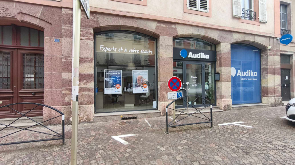 devanture centre auditif audika montbeliard