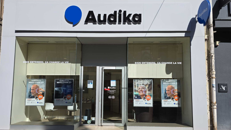 devanture centre auditif audika moulins