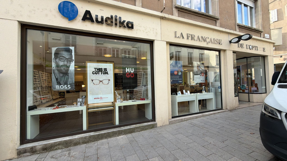devanture centre auditif audika toul gambetta