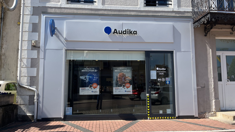 devanture centre auditif audika vittel