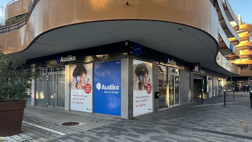 Devanture et vitrine de l'audioprothésiste Audika à Schiltigheim
