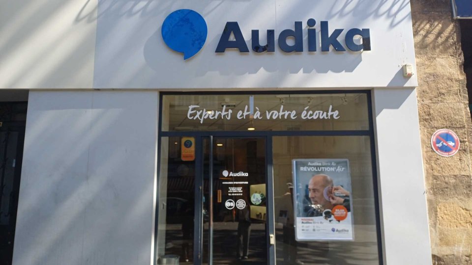 devanture centre auditif audika aix en provence la rotonde