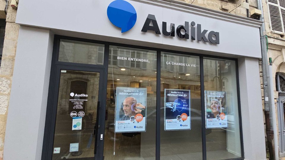 devanture centre auditif audika bourges