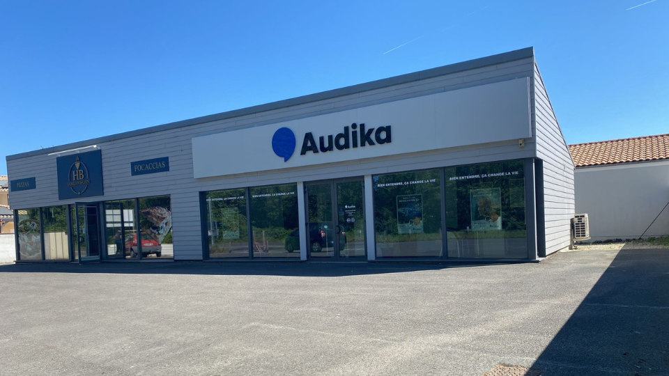 devanture centre auditif audika gujan mestras