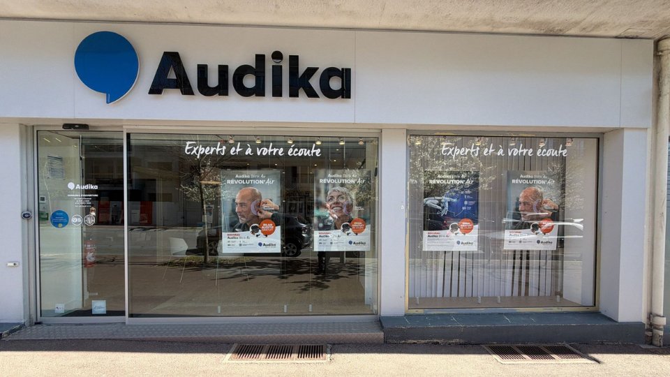 devanture centre auditif audika la baule palmiers