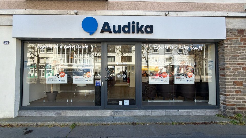 devanture centre auditif audika saint nazaire