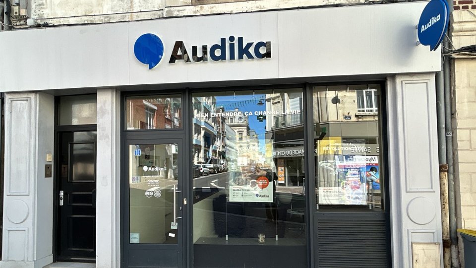 devanture centre auditif audika saint quentin