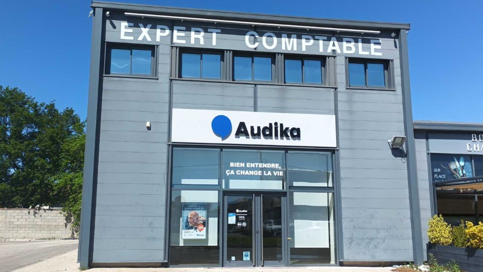 devanture centre auditif audika vedene 