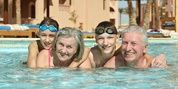 Tips voor hoortoesteldragers in de zomer