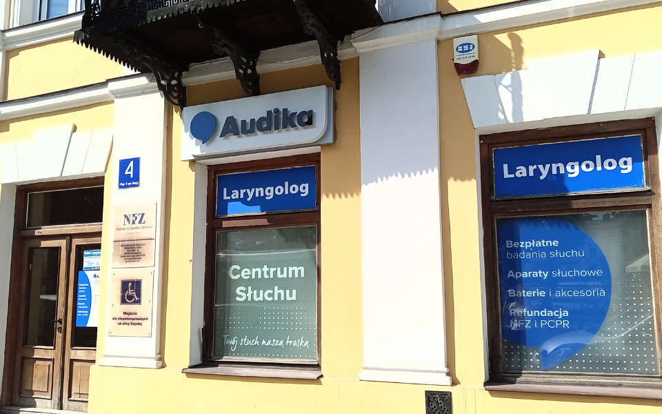 lubelskie-krasnystaw-ul-plac-3-maja-4-(outside-01)