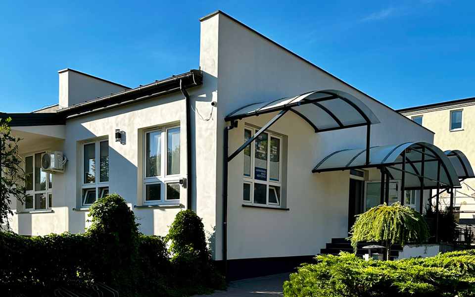 mazowieckie-plonsk-ul-sienkiewicza-7-(outside-01)