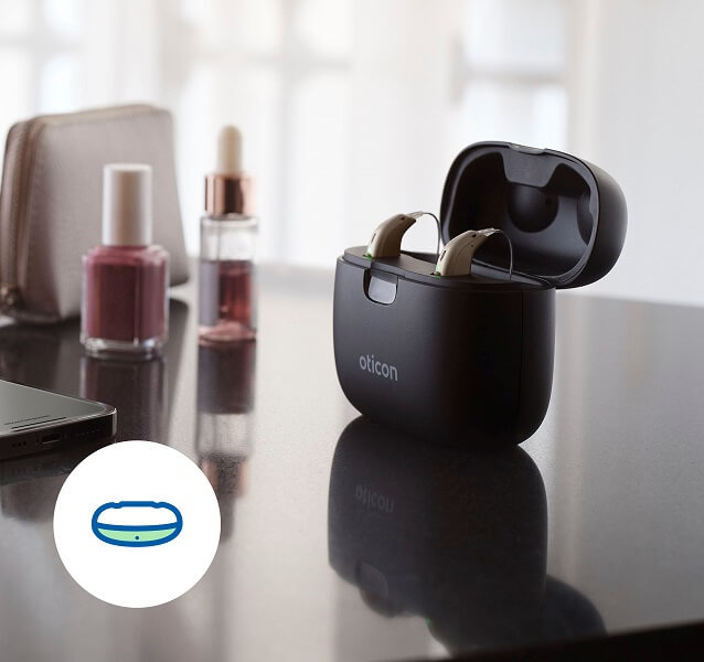 Akcesoria Oticon Zircon™ – ładowarka do aparatów słuchowych.