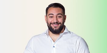 Audikas leg. audionom Jiyan som arbetar på vår hörselklinik i Nynäshamn