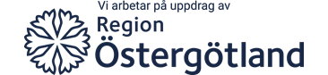  Region Östergötlands logotyp med texten ’Vi arbetar på uppdrag av Region Östergötland’. Vår klinik i Linköping samarbetar med regionen för hörselvård.