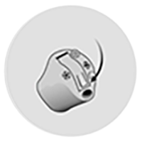  Illustration av hur man stänger batteriluckan på en allt-i-örat-hörapparat