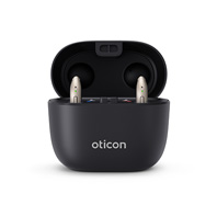 Bild på en reseladdare till Oticon Intents hörapparat