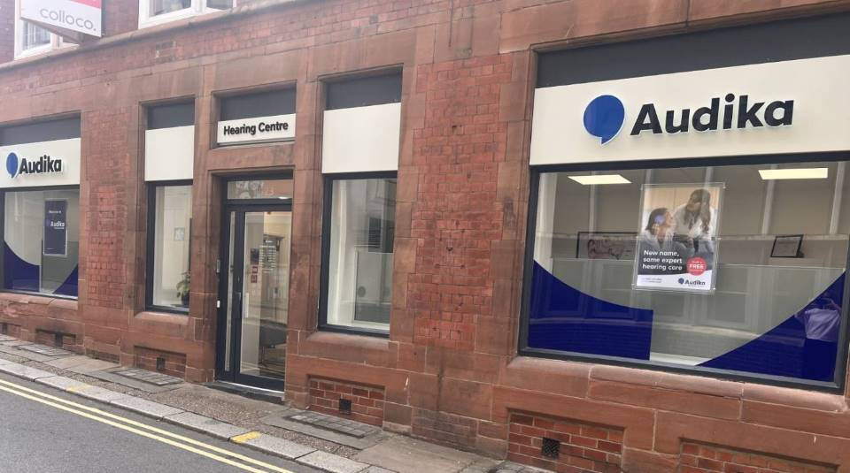 Exterior of Audika York Street hearing centre