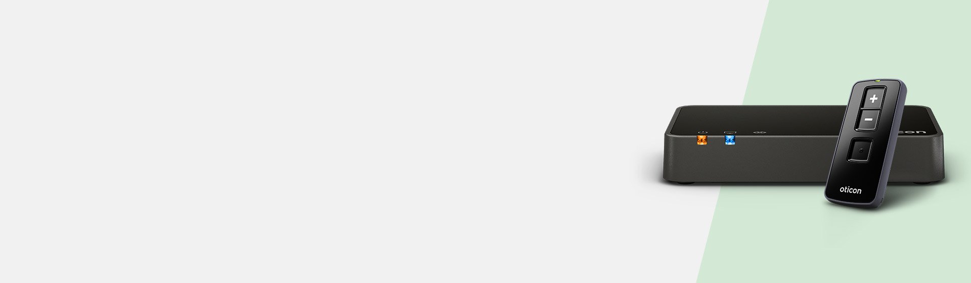 Hörgeräte-Zubehör von Oticon, einschliesslich Fernbedienung und TV-Adapter.