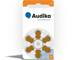 Batterien der Grösse 13 in einer Audika-Verpackung.